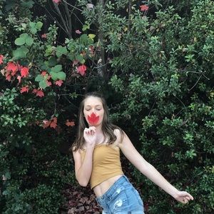 Meet your Posher, Stella